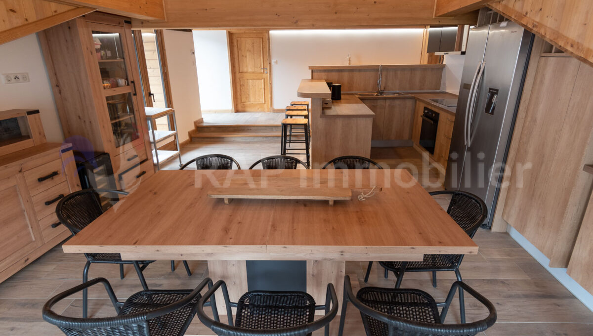 (1) Main room-11