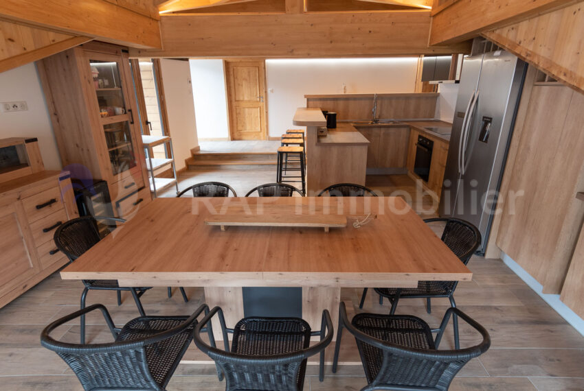 (1) Main room-11