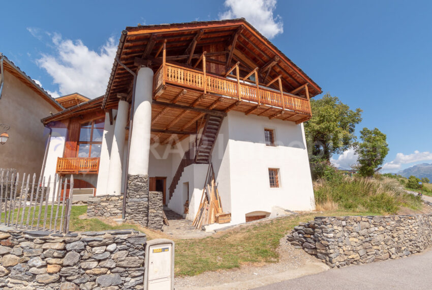 (40) Exterior and views-47