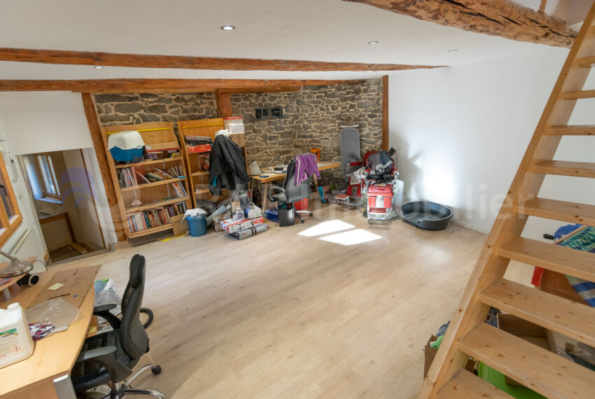 (4a) Main floor-11