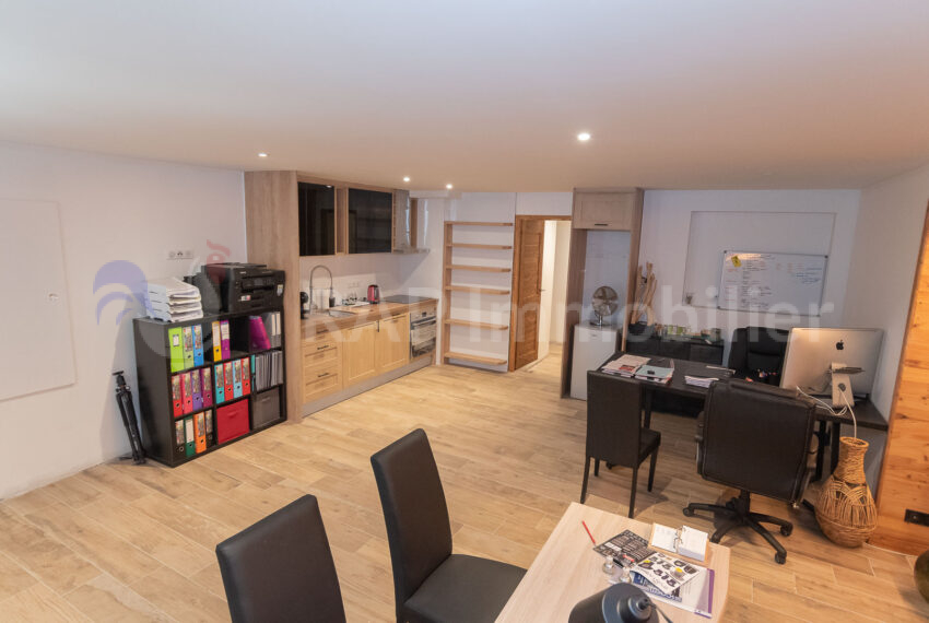 (1) Main room-4