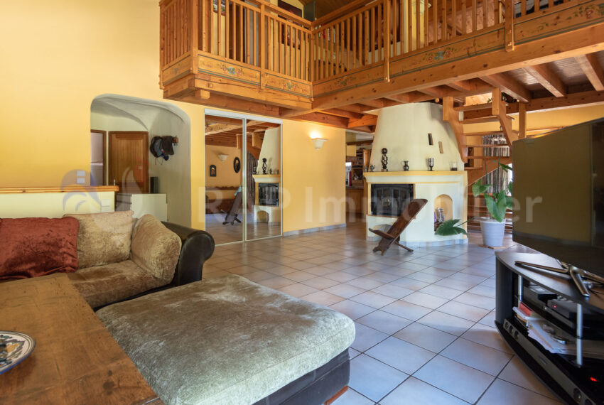 (1) Main floor-3
