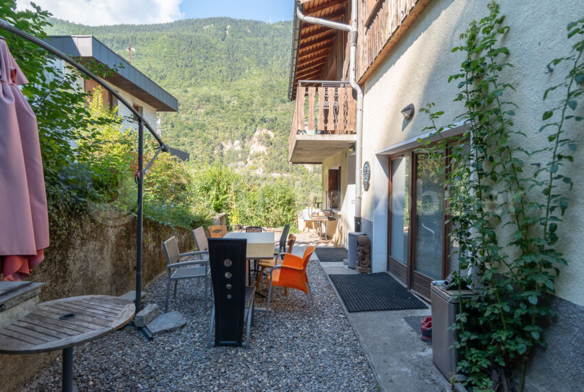 (30) Shared terrace -1
