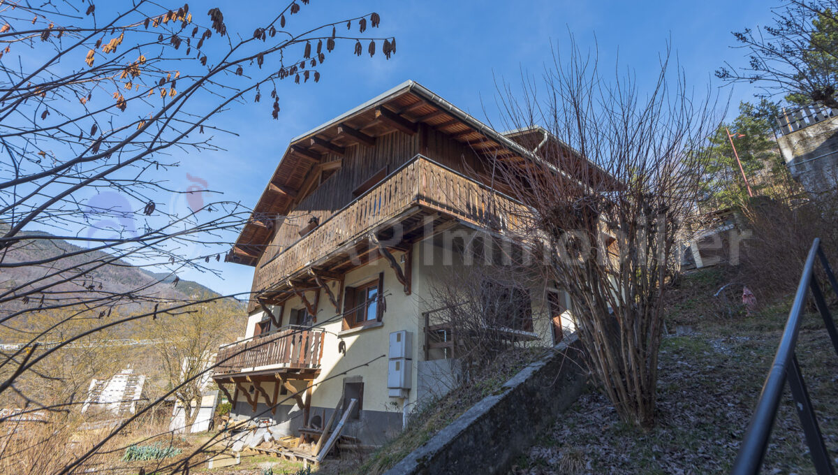 (40a) Exterior and views-2