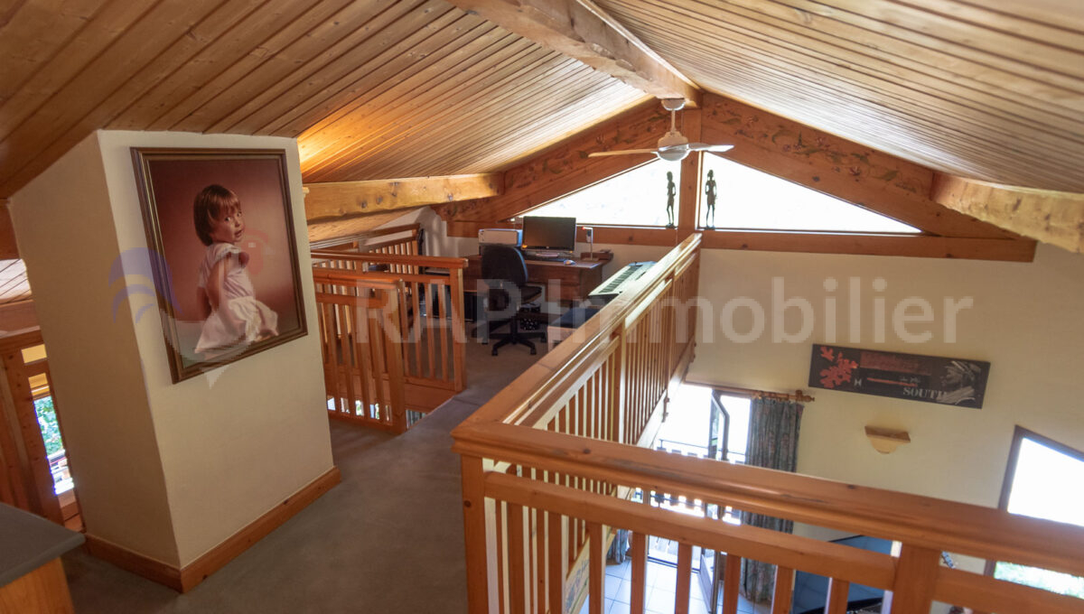 (5) Mezzanine bureau-4