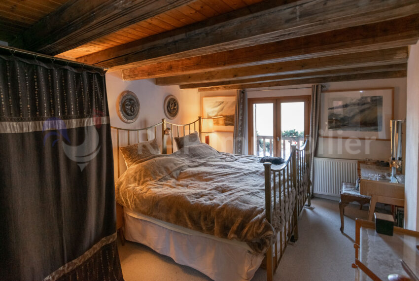 (4) Bedroom 1-1
