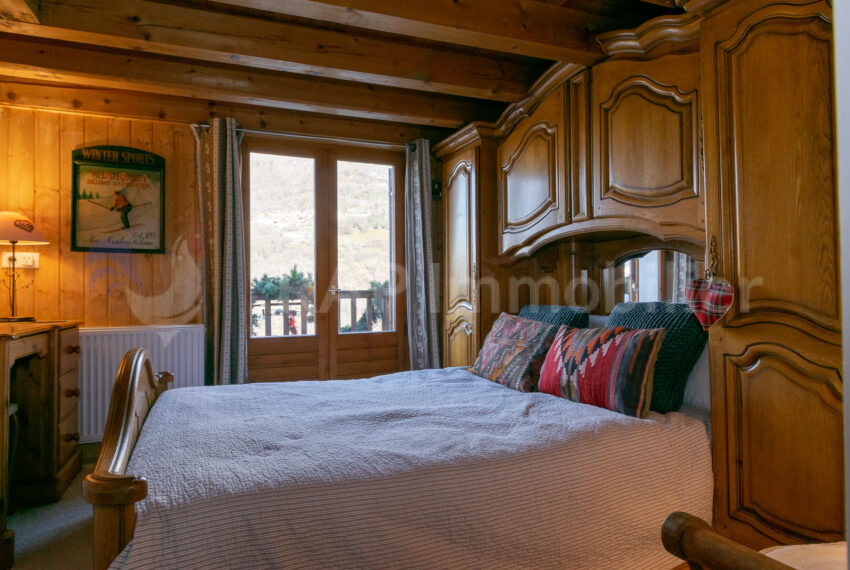 (5) Bedroom 2-1
