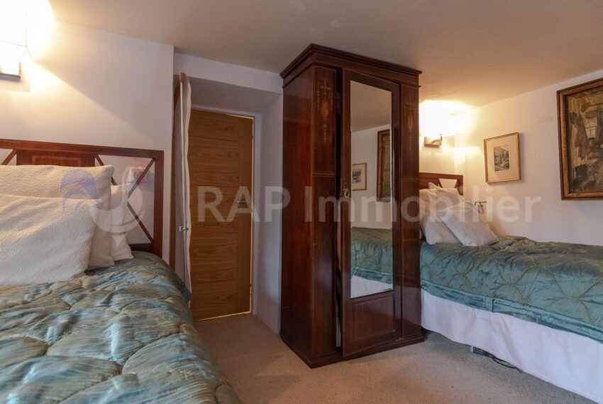 (6) Bedroom 3 lower ground-12