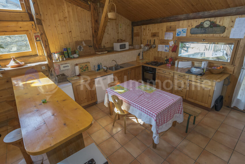 (1) Open plan floor incl balconies-14