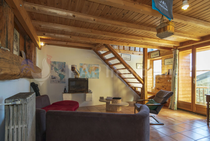(1) Open plan floor incl balconies-16