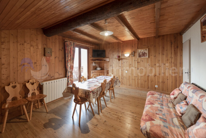 (14) Salon A2-6
