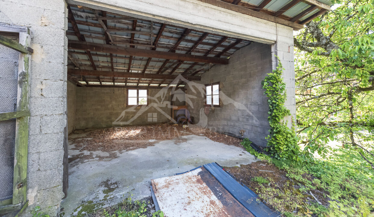 (2) Barn 1 - top floor-3